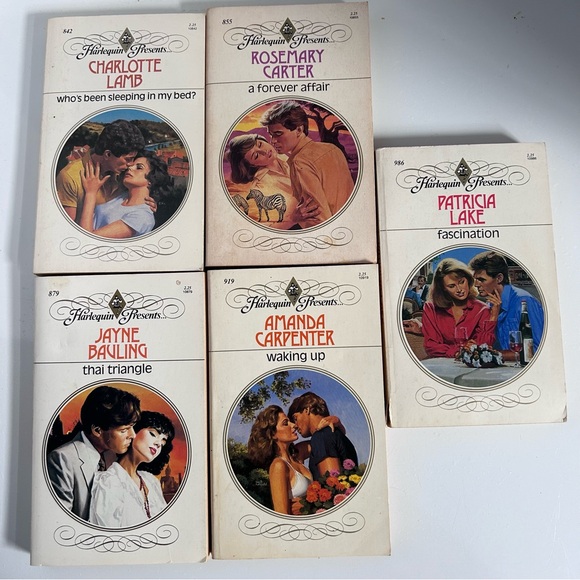 Vintage RARE Book Collection (10) Harlequin Presents -
Romance books LOT 2 - Picture 5 of 6